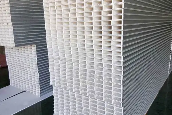 Ameliyathanelerden Temiz Atölyelere: Arıtma Panoları Yüksek Standartlı Mekansal Koruma Sağlıyor